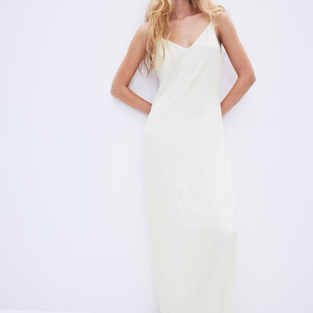 H&M TWIST-DETAIL CRINKLED SATIN DRESS